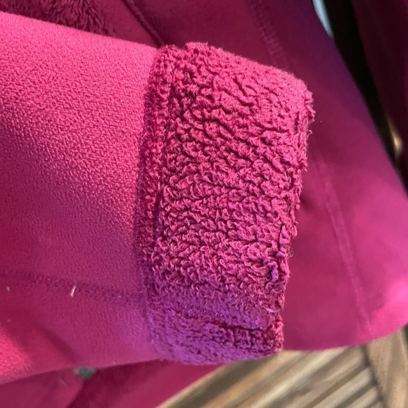 Women’s Marmot Hooded Fleece - Picture 6 of 8